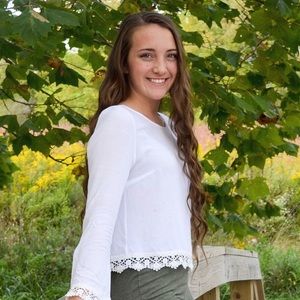 Meet your Posher, Hannah